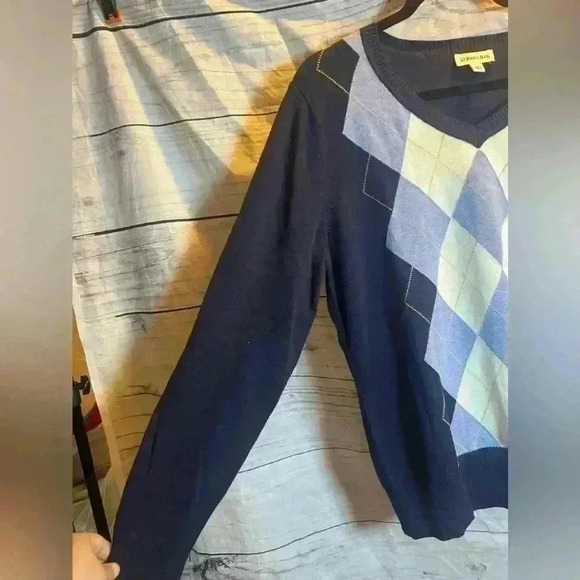 St. John’s bay checkered long sleeve sweater - Picture 4 of 6